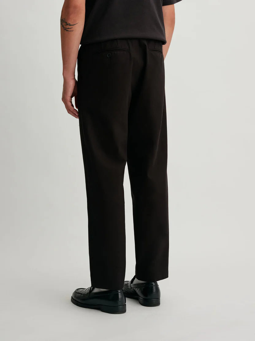 Tuck Tapered Pants